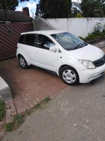 used toyota ist