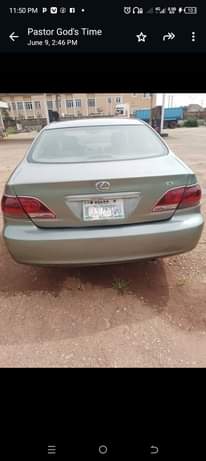 A picture of Neatly used Lexus Es 300 for sale Untempered Engine