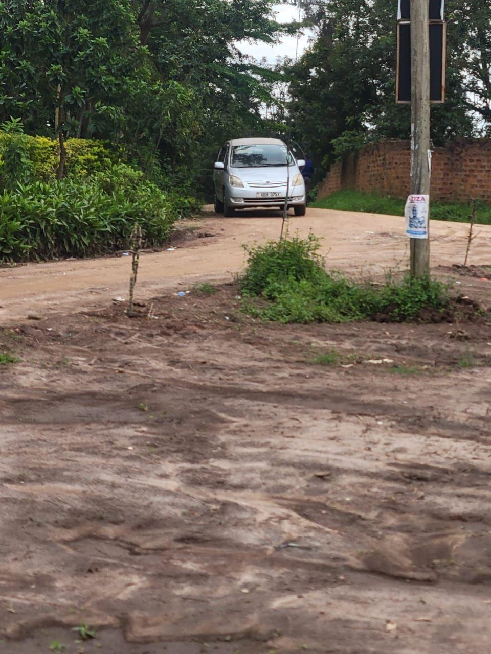 A picture of Tittled plots in Buloba