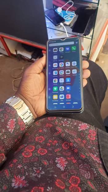 A picture of Tecno spark 8