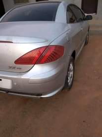 A picture of One door automatic Peugeot 307 with untempered engine nd gear