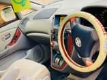A picture of TOYOTA HARRIER