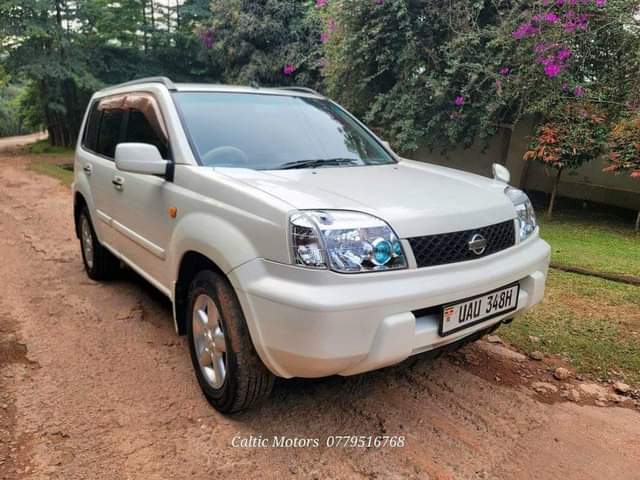 A picture of 2001 XTRAIL 4WD H