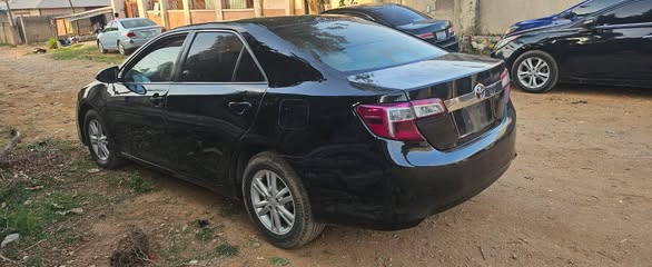 A picture of Mad Distress Owner needs money urgently Sharp Toyota Camry 2014