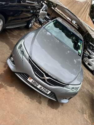 A picture of TOYOTA MARK X PREMIUM