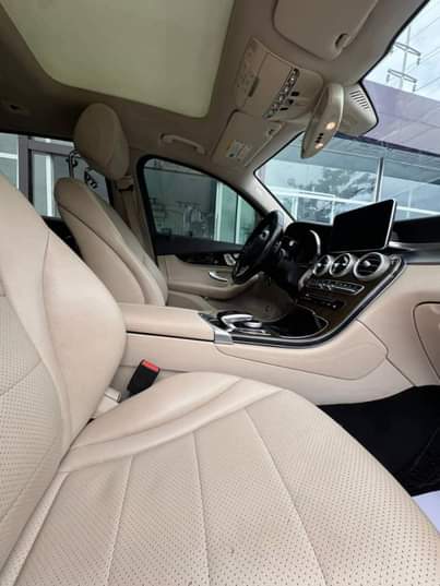 A picture of 2017 Glc 300 2017 Benz