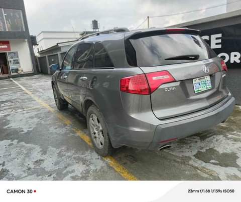 A picture of Acura MDX 2009 model