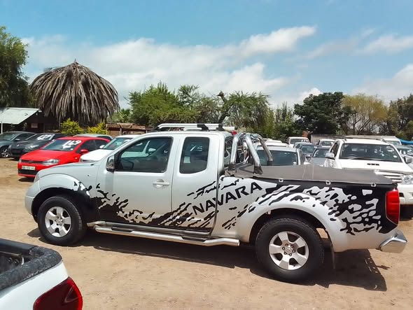used nissan navara