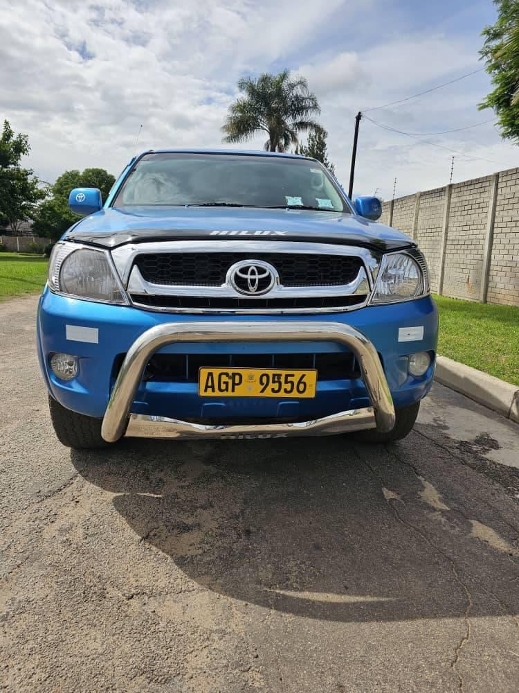 used toyota hilux