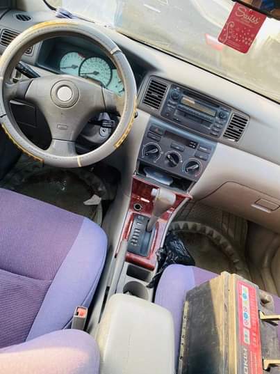 A picture of 2003 Toyota corolla