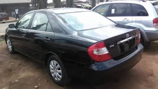 A picture of Very clean tokunbo Toyota camry 2002 model for Engine Type