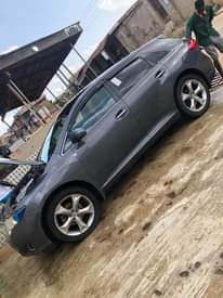 A picture of Toyota Venza 0813 610 4059 