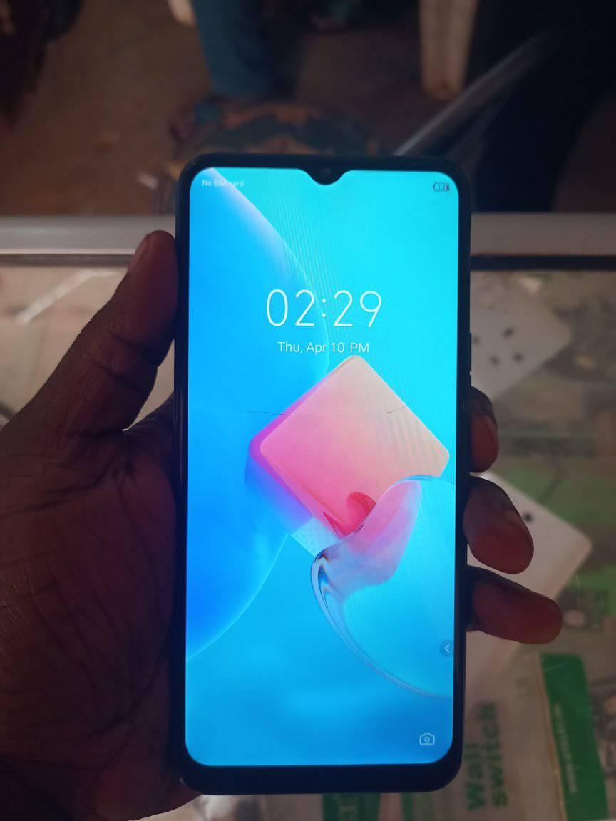 A picture of Tecno spark 8c