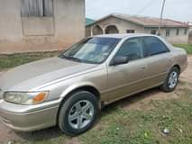 A picture of 2001 Toyota Camry envelope