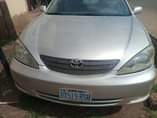 A picture of Neatly used untempered engine and gear Camry 04 model with