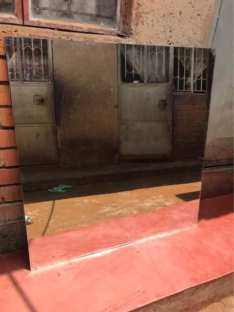 A picture of Saloon mirror