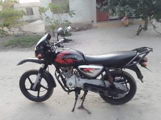 A picture of Boxer X 125