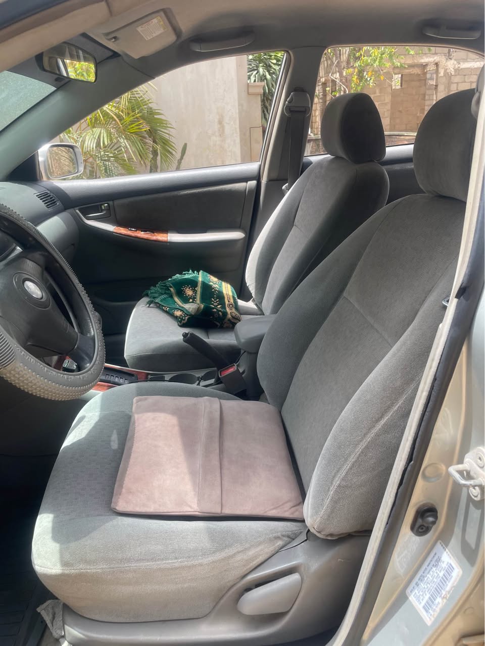 A picture of Urgent money needed Sari Toyota Corolla 03 model with original