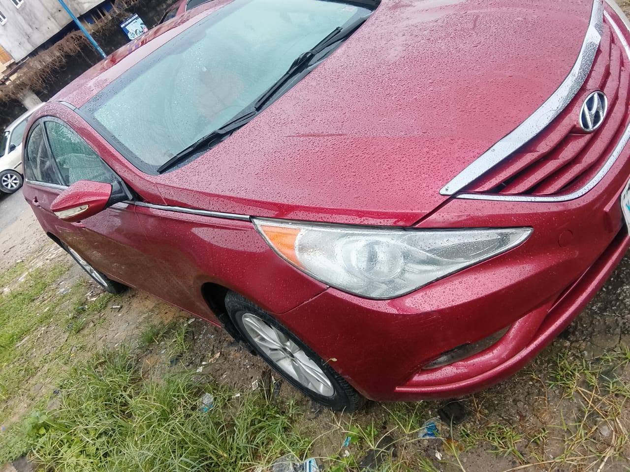 A picture of 2013 Hyundai sonata