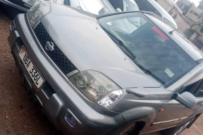A picture of X trail on sale at 10.5m. 0708594909