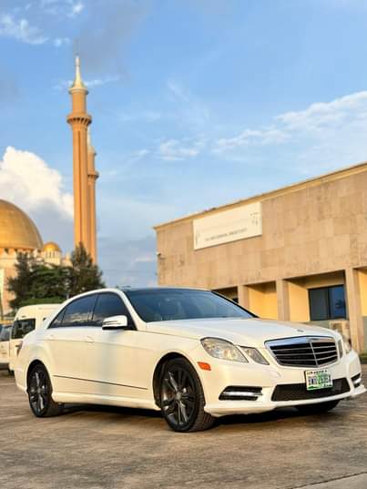 A picture of 2010 Mercedes Benz E 350