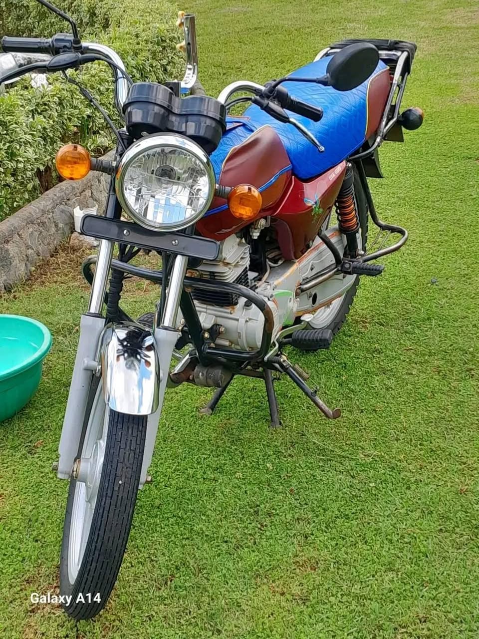 bajaj boxer