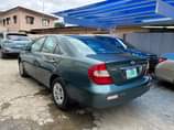 A picture of Neatly used 04 Camry
