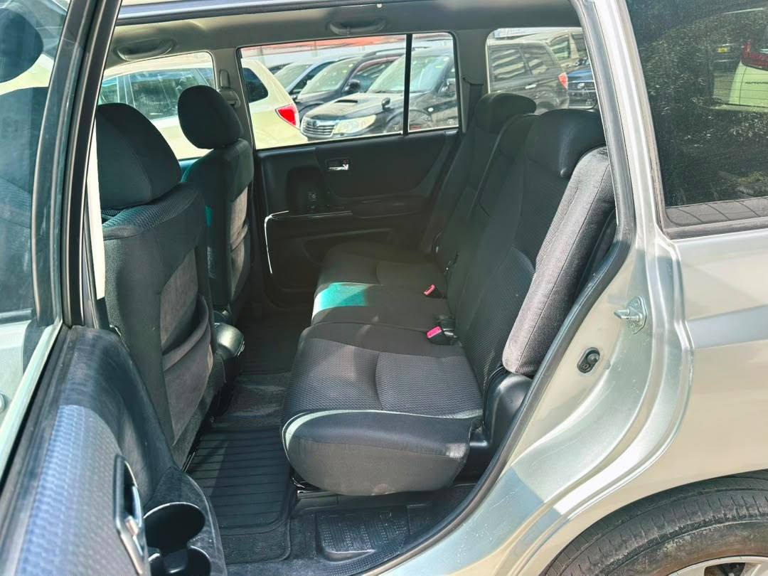 A picture of Toyota kluger