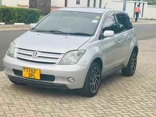 A picture of TOYOTA IST YEAR 2003 ENGINE CC 1290 LOW MILEAGE GOOD