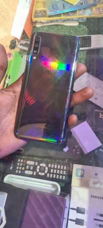 A picture of Samsung galaxy A50 128GB