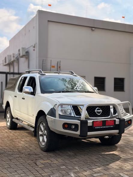used nissan navara
