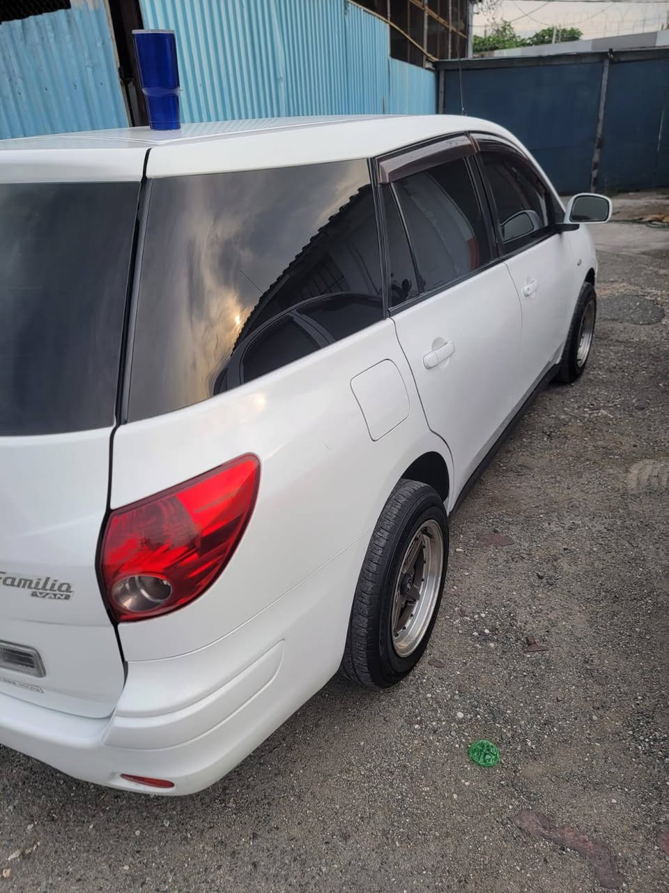 mazda familia