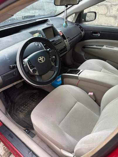 A picture of 06 07 Toyota Prius hybrid 