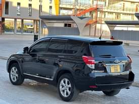 A picture of 2011 TOYOTA VANGUARD