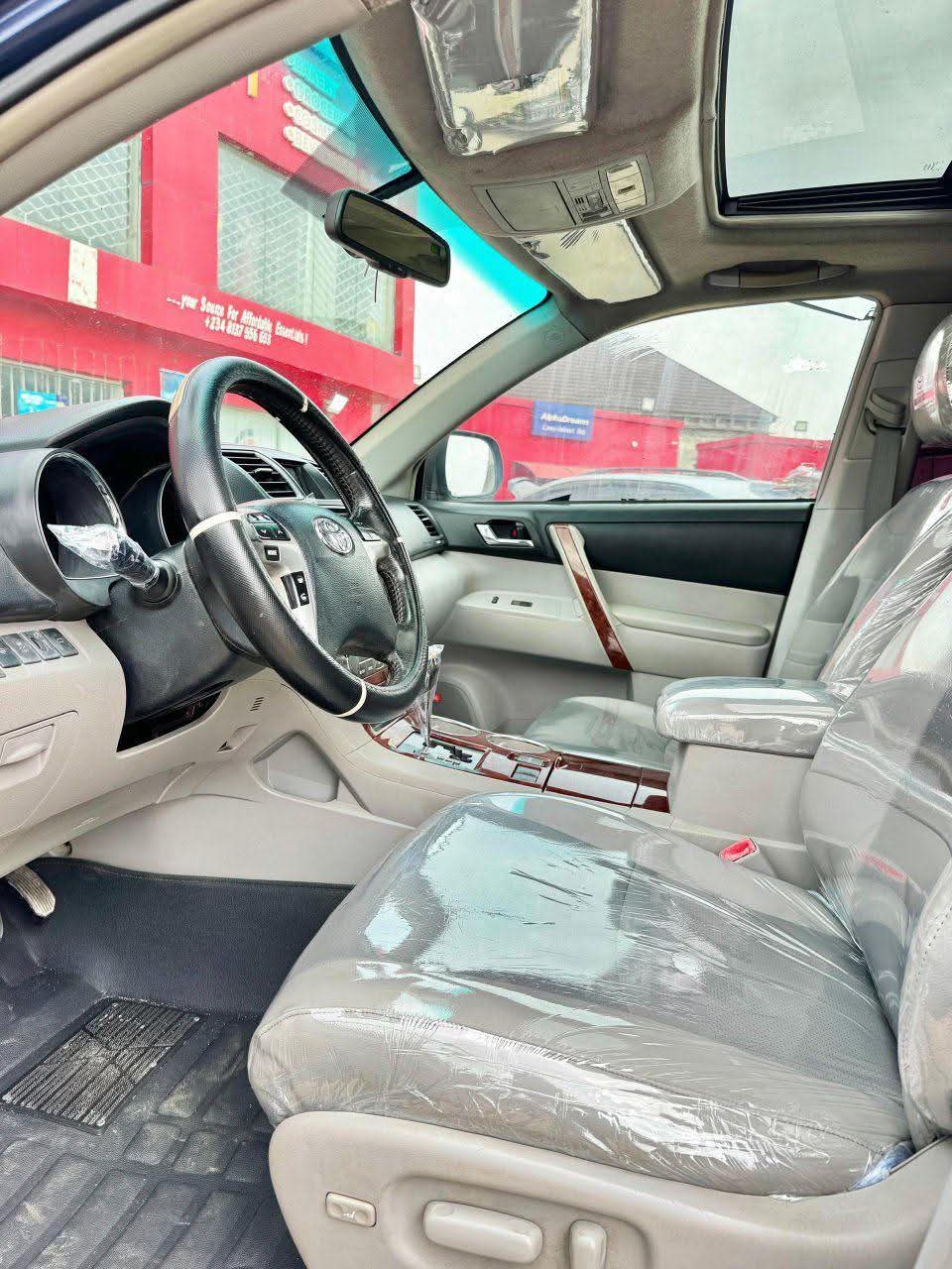 A picture of Used Ford transit Highlander 013