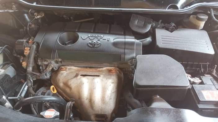 A picture of Distress sale Neatly used Toyota venza 9 5m only V4