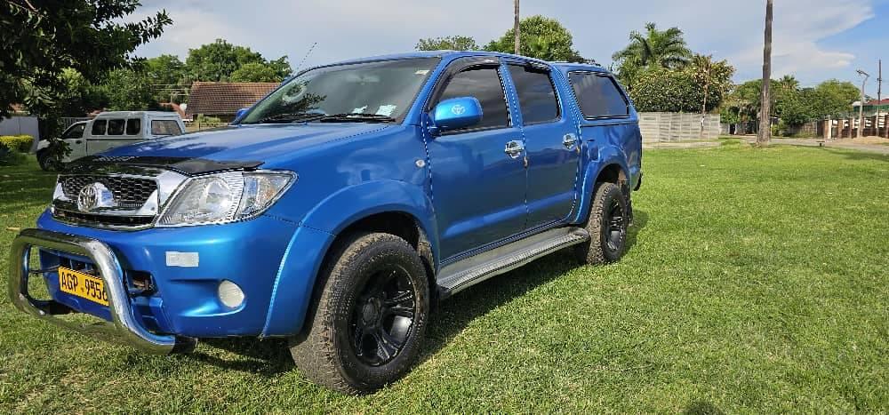 used toyota hilux