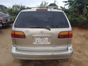A picture of 100 FIRST BODY TOYOTA SIENNA SHARP GEAR UNTAMPERED ENGINE UPDATED