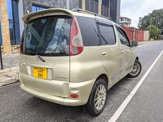 A picture of TOYOTA Funcargo