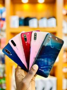 A picture of VIVO Y17