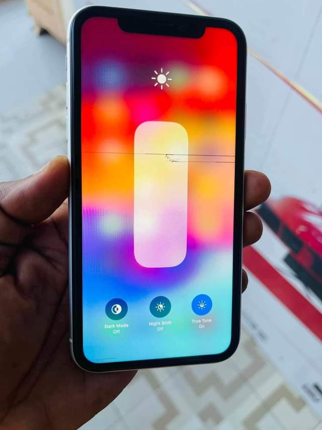 A picture of iPhone XR