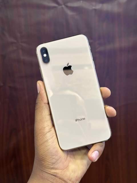 A picture of Apple iPhone Xs Max