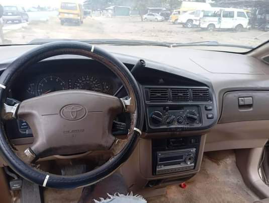 A picture of 9ka used sienna