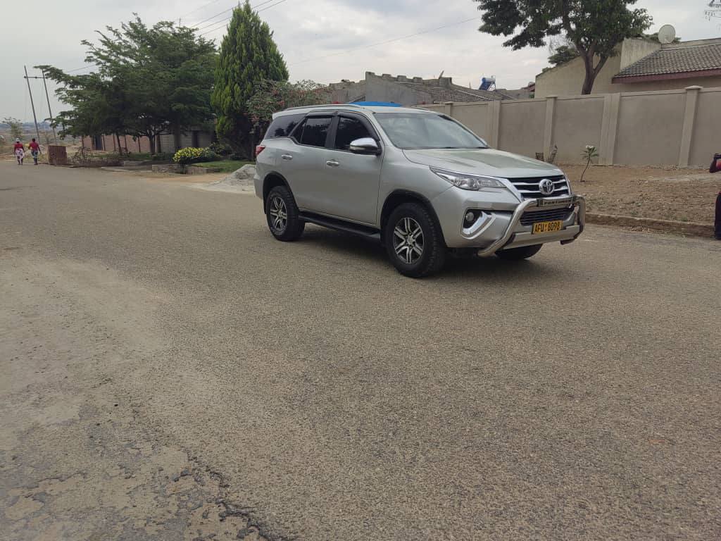 used toyota fortuner