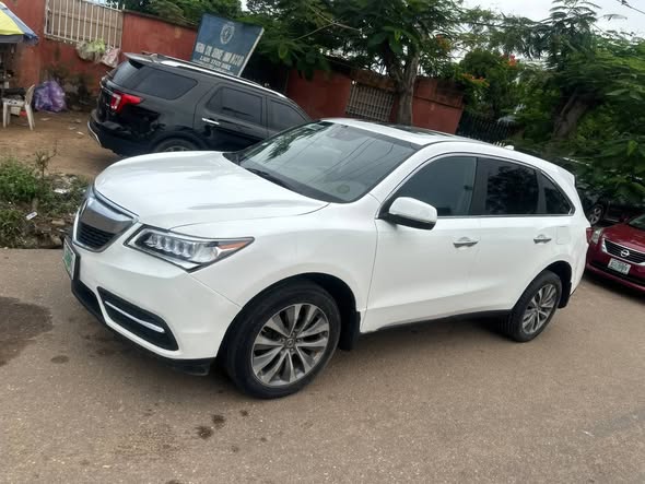 A picture of Acura MDX 2014