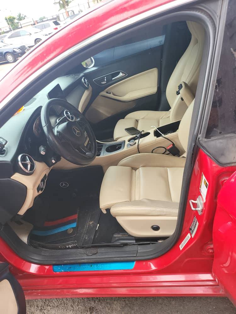 A picture of Clean First body M Benz CLA 250 ..2017 model tokumbo
