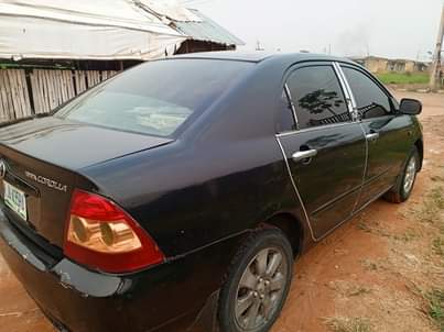 A picture of Clean Auto 2006 Corolla Bank