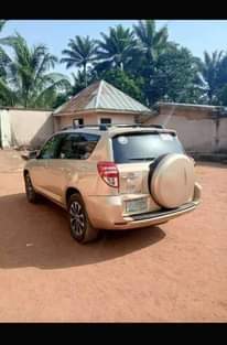 A picture of Toyota Rav 4