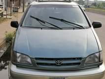 A picture of Sharp n clean toyota sennia 2002