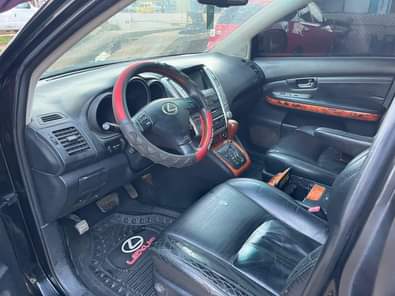 A picture of Very clean first body rx350 2009 full operation everything is